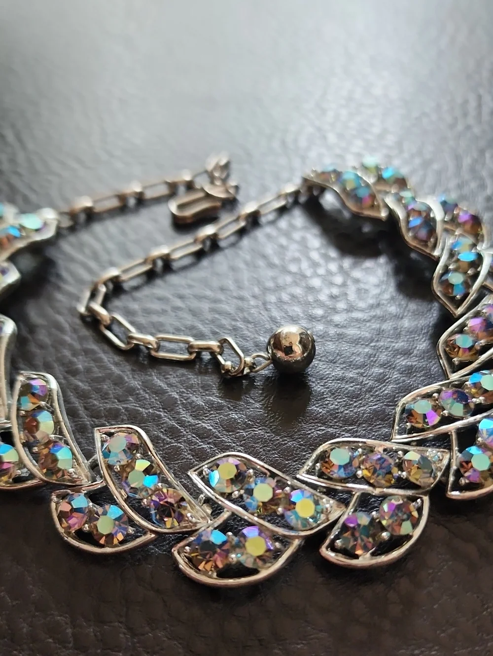 VTG Silver Tone Aurora Crystal Link Necklace